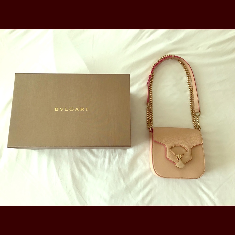 Lightly used BVLGARI purse